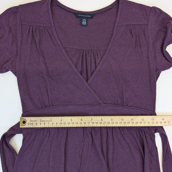 Tommy Hilfiger Flared Plum V-Neck Blouse Empire Tie-Back Waist Vintage TH Purple - Picture 7 of 12
